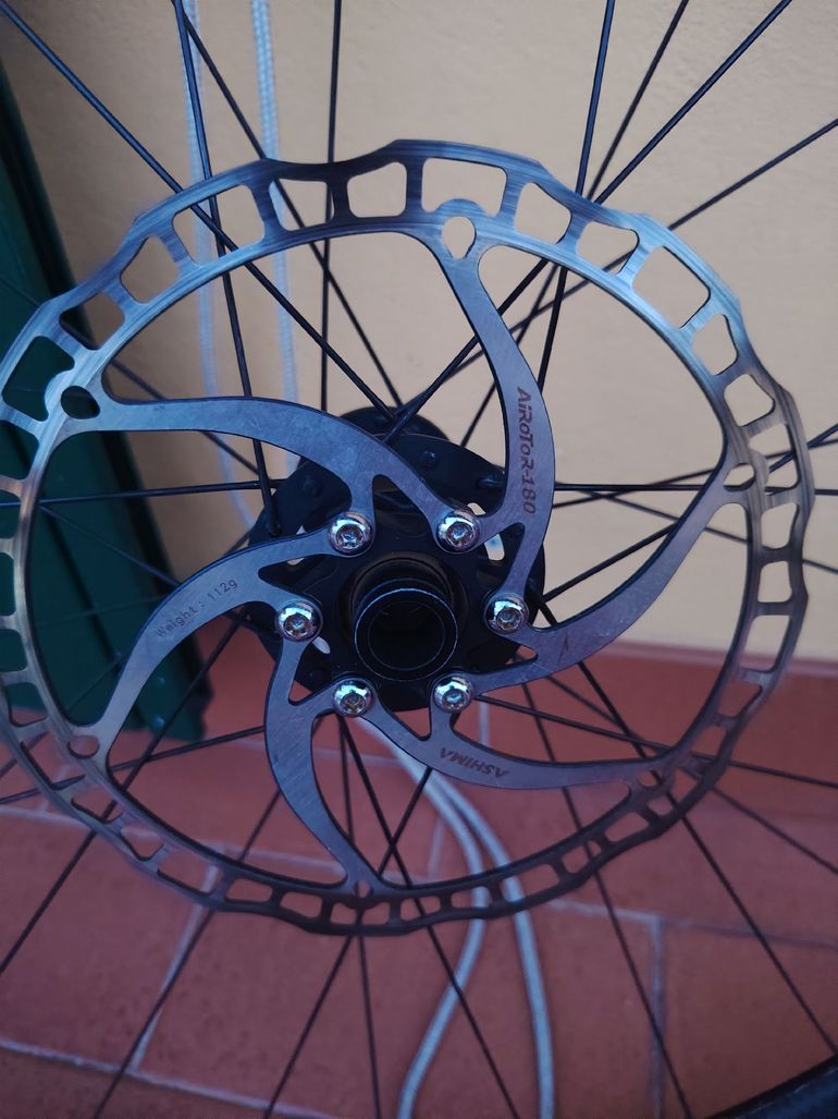 Tsunami Carbon Project Carbon MTB Wheels 2022 bike de segunda mano — imagen 7 de 10