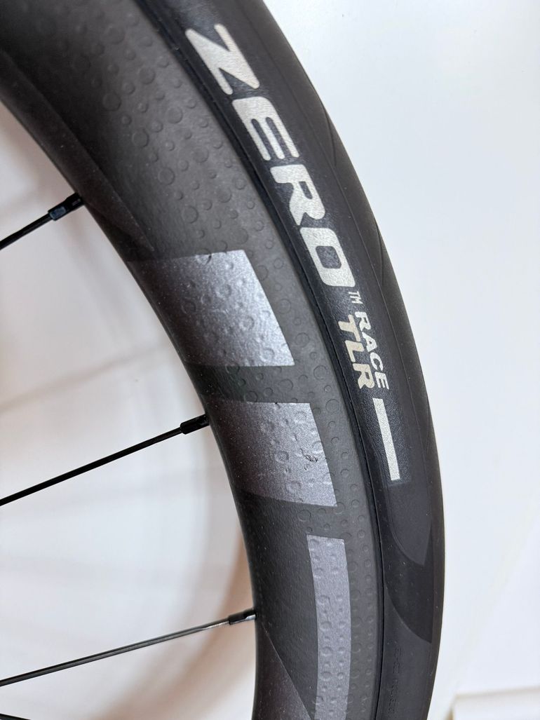 Used Zipp 303 Firecrest front 2025 bike — image 3 of 3
