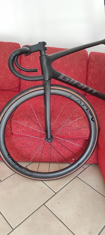 Tweedehands Cadex AR 35 Disc Tubeless Wheelset 2022 bike