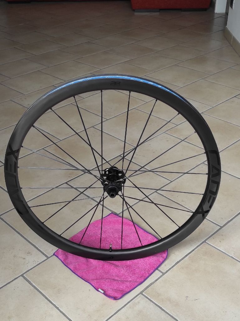 Tweedehands Cadex AR 35 Disc Tubeless Wheelset 2022 bike — afbeelding 2 van 6