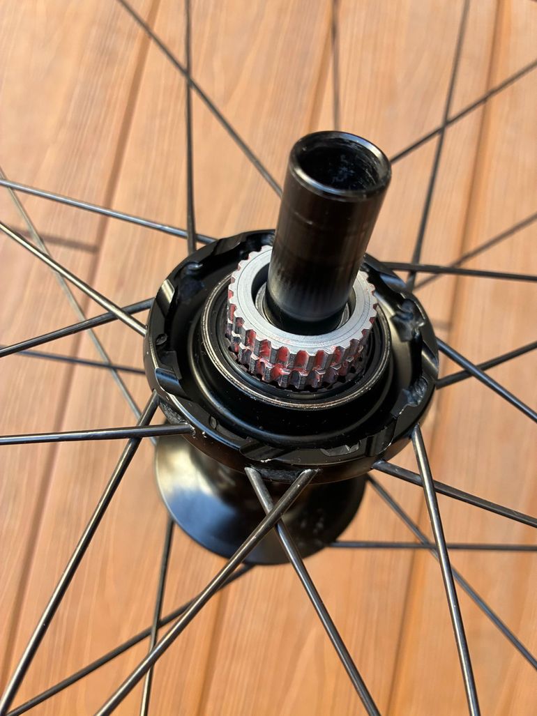 Used Roval SLX 24 700c Wheelset bike — image 2 of 14