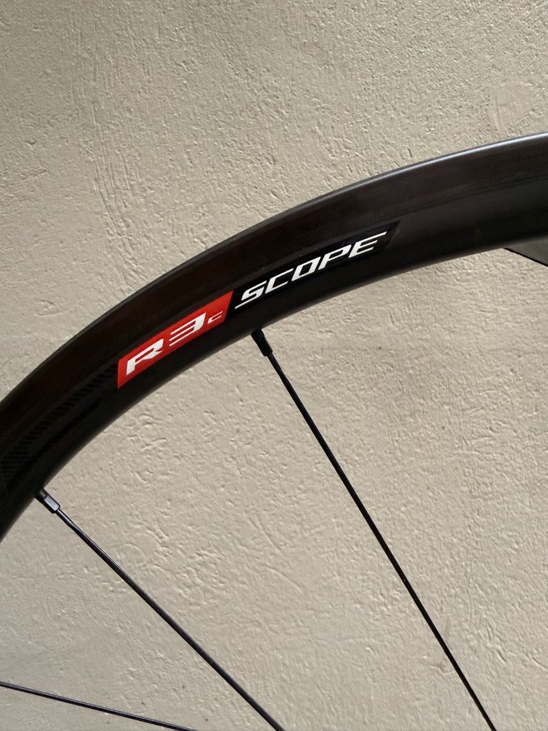 Used Scope R3 bike — image 2 of 3