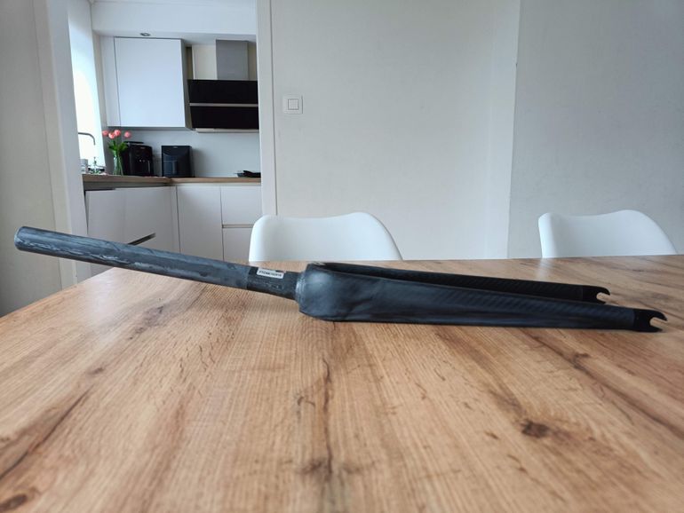 Colnago C60 Unpainted Carbon Road Bike Fork 1 1/8” to 1 ¼” 2014 bike d'occasion — image 2 sur 23