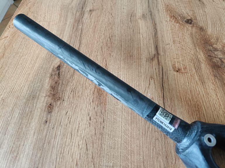 Colnago C60 Unpainted Carbon Road Bike Fork 1 1/8” to 1 ¼” 2014 bike d'occasion — image 4 sur 23