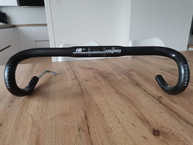 Colnago HB01 Carbon Handlebars 44cm 2012 bike d'occasion — image 1 sur 12