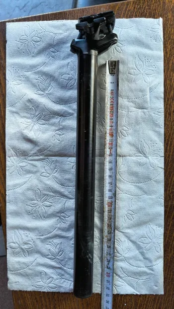 Used Specialized 27.2 mm 33cm seat post 2018 bike