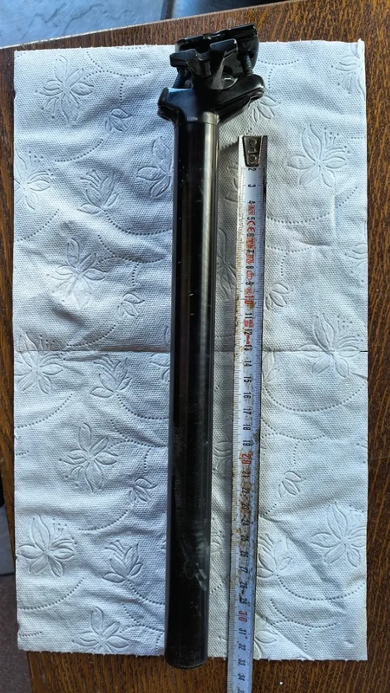 Used Specialized 27.2 mm 33cm seat post 2018 bike — image 1 of 5