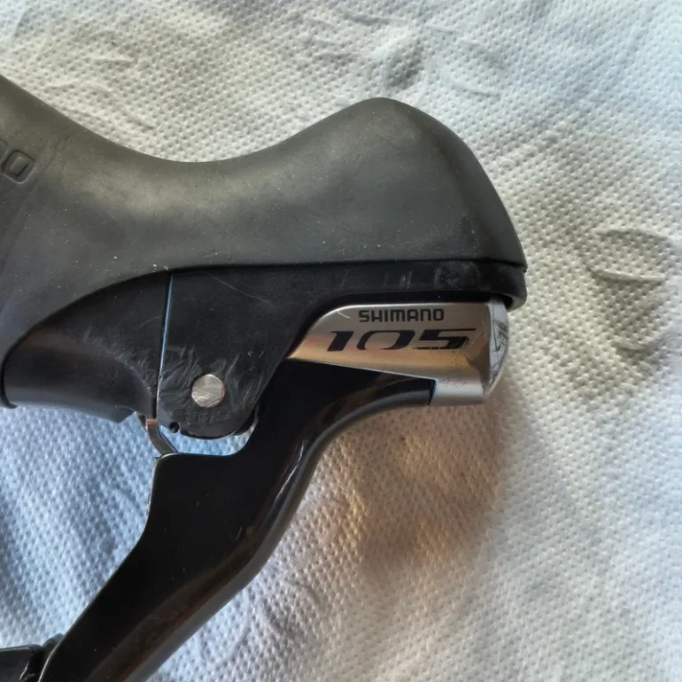 Used Shimano R5800 bike — image 3 of 5