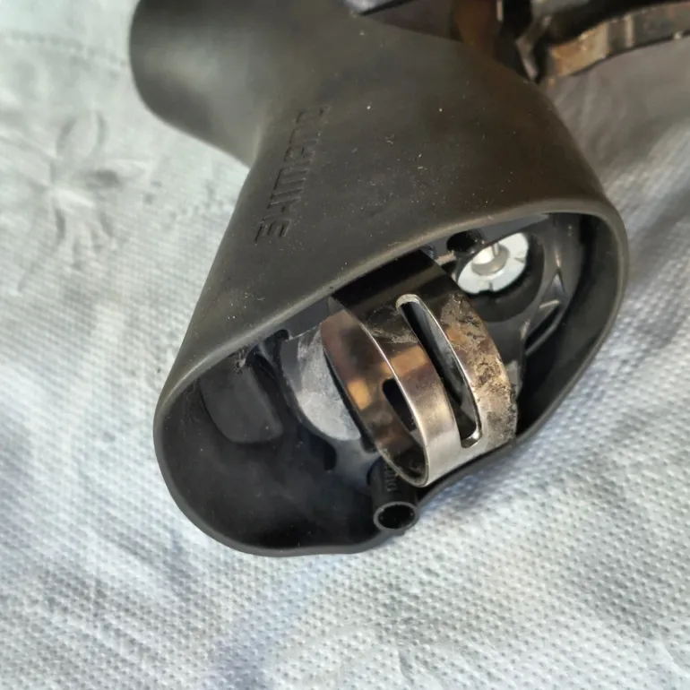 Used Shimano R5800 bike — image 4 of 5