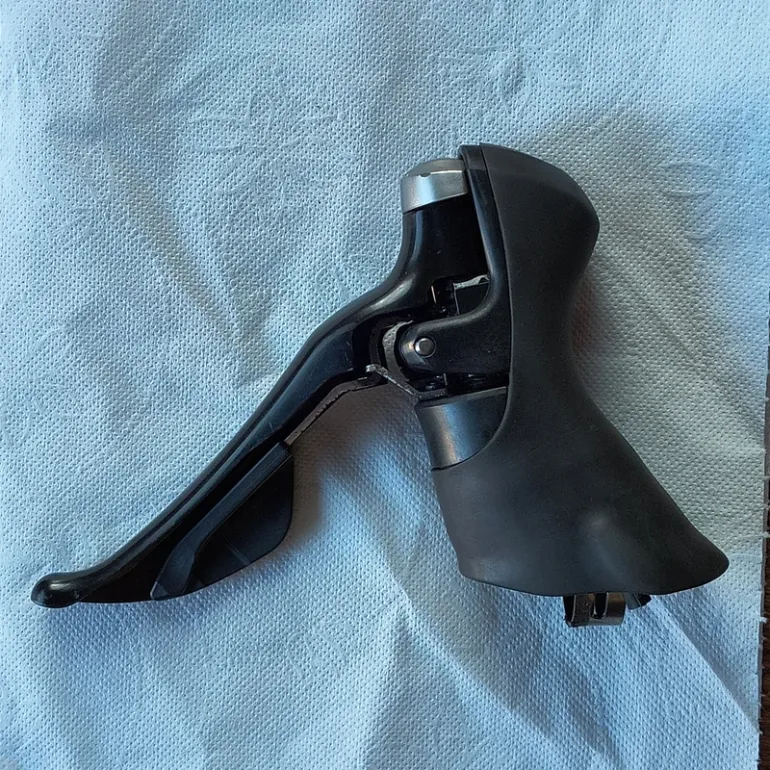 Used Shimano R5800 bike — image 2 of 5