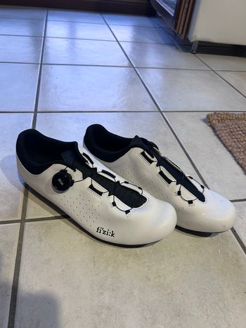 Použité Fizik Chaussures de vélo de route 2026 bike — obrázek 2 z 6