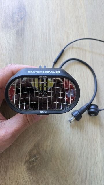 Używany Supernova M99 Mini Pro B54 Front Light 2024 bike — zdjęcie 2 z 5