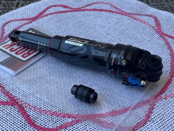 RockShox SIDLuxe Ultimate 2P 210x50 Remote RLR Rear Shock 2026 bike de segunda mano — imagen 6 de 10