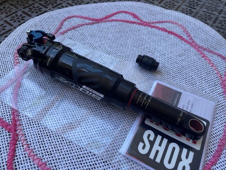 RockShox SIDLuxe Ultimate 2P 210x50 Remote RLR Rear Shock 2026 bike de segunda mano — imagen 10 de 10