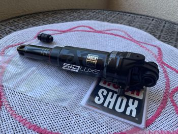 RockShox SIDLuxe Ultimate 2P 210x50 Remote RLR Rear Shock 2026 bike de segunda mano — imagen 7 de 10