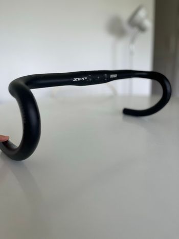 Brugt Zipp Service Course 80 Ergo Handlebar 2025 bike