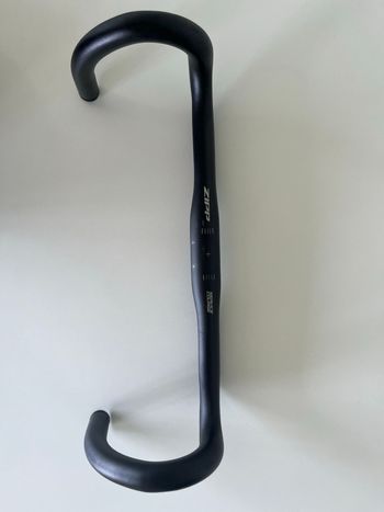 Použité Zipp Service Course 80 Ergo Handlebar 2025 bike — obrázek 3 z 9