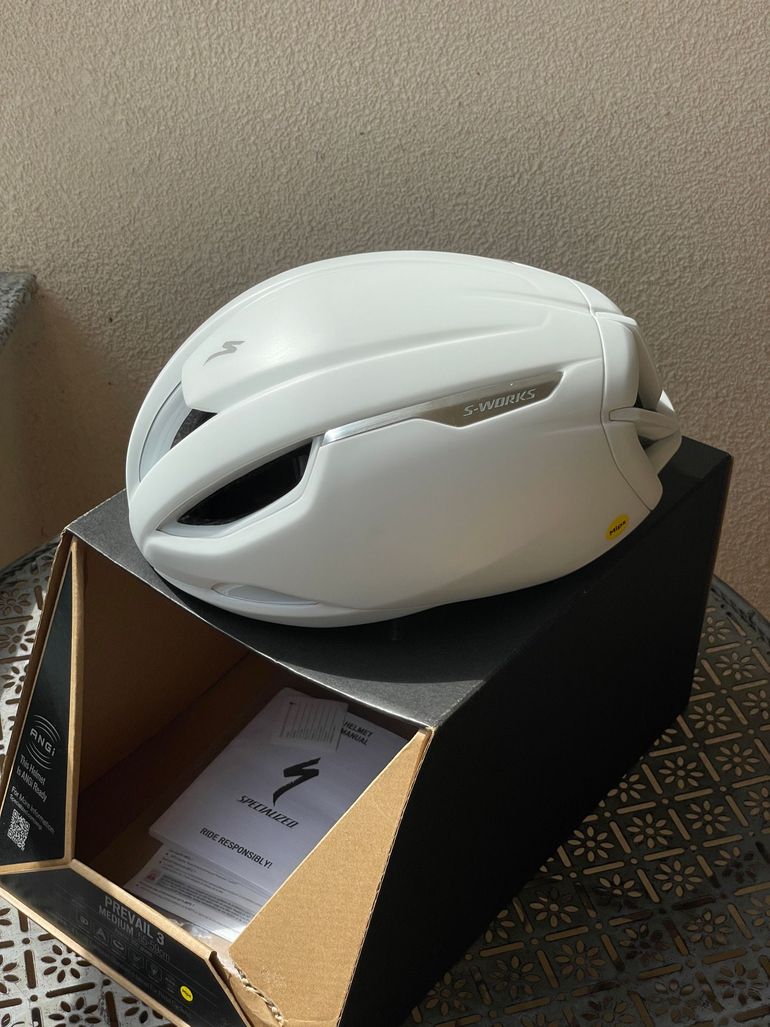 Używany Specialized S-Works Evade 3 Helmet White M 2025 bike — zdjęcie 9 z 20