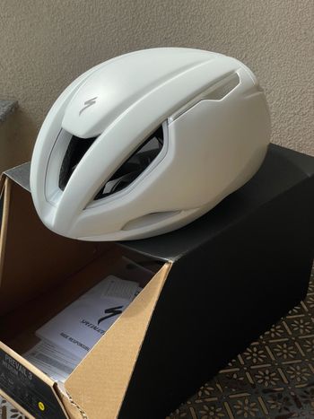 Używany Specialized S-Works Evade 3 Helmet White M 2025 bike — zdjęcie 8 z 20