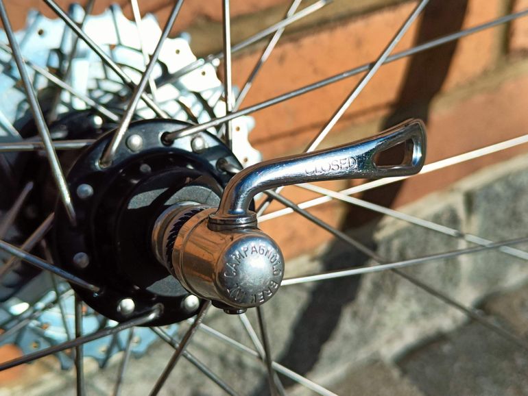 Gebrauchtes Campagnolo Record 10 speed Wheelset Tubular 28" 700c 32h 13-29 2010 bike — Bild 31 von 34