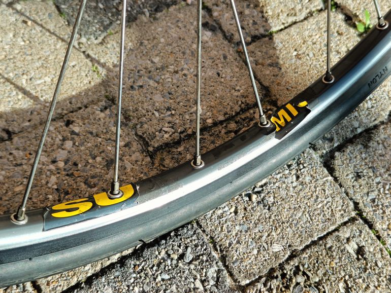 Gebrauchtes Campagnolo Chorus 9/10/11-Speed Ceramic Clincher 28" 700c 36h 11-25 bike — Bild 21 von 28