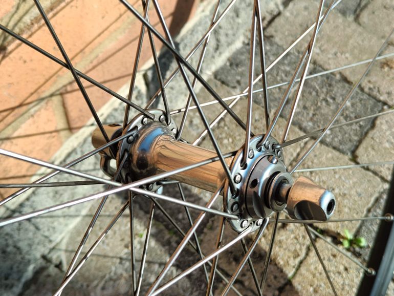 Gebrauchtes Campagnolo Chorus 9/10/11-Speed Ceramic Clincher 28" 700c 36h 11-25 bike — Bild 20 von 28
