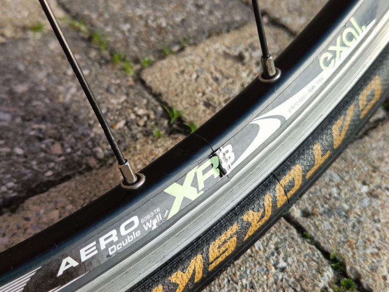 Gebrauchtes Campagnolo Record Wheelset 11-speed Clincher 28" 700c 32h 12-27 bike — Bild 20 von 39