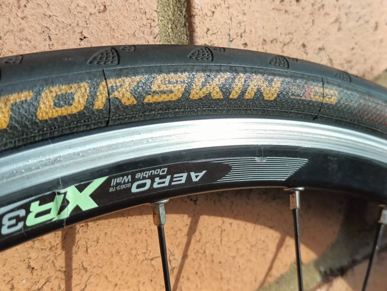Gebrauchtes Campagnolo Record Wheelset 11-speed Clincher 28" 700c 32h 12-27 bike — Bild 11 von 39