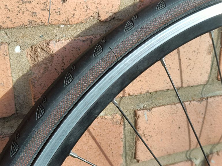 Gebrauchtes Campagnolo Record Wheelset 11-speed Clincher 28" 700c 32h 12-27 bike — Bild 9 von 39