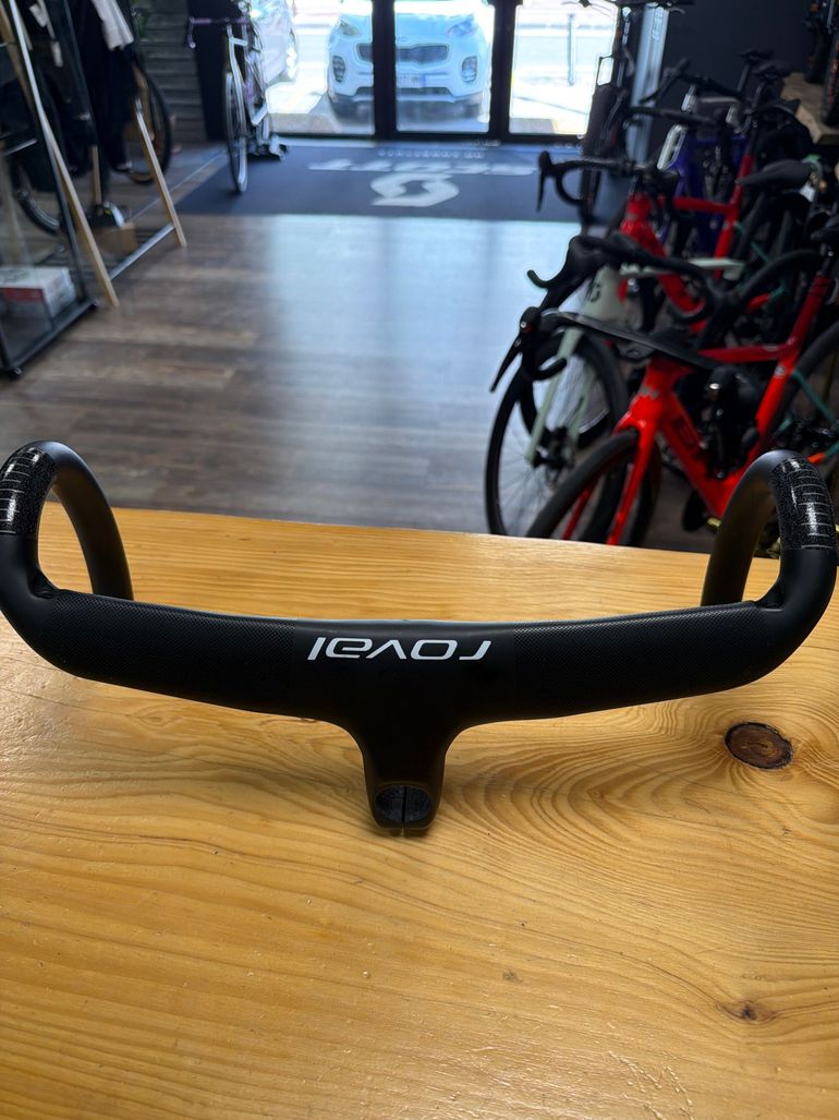 Roval Cintre 2025 bike d'occasion — image 1 sur 3