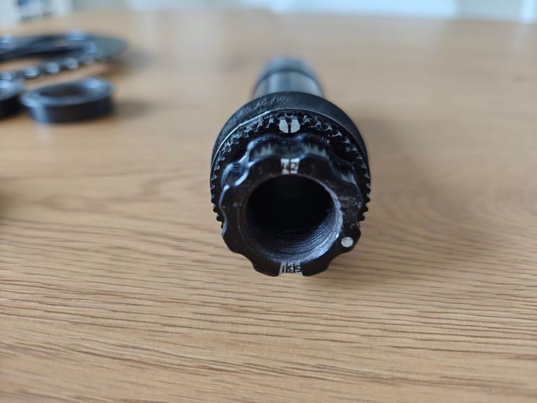 Rotor Vegast Crankset 172.5mm 50/34T Round Chainrings 30mm Axle & BB Bearings 2021 bike d'occasion — image 21 sur 51