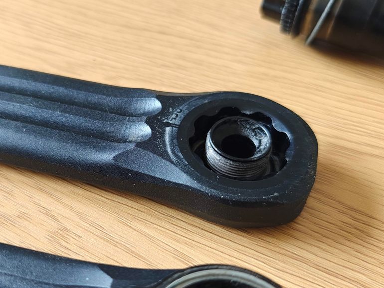 Rotor Vegast Crankset 172.5mm 50/34T Round Chainrings 30mm Axle & BB Bearings 2021 bike d'occasion — image 15 sur 51