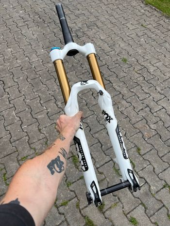 Fox FLOAT 36 RC2 180 bike d'occasion
