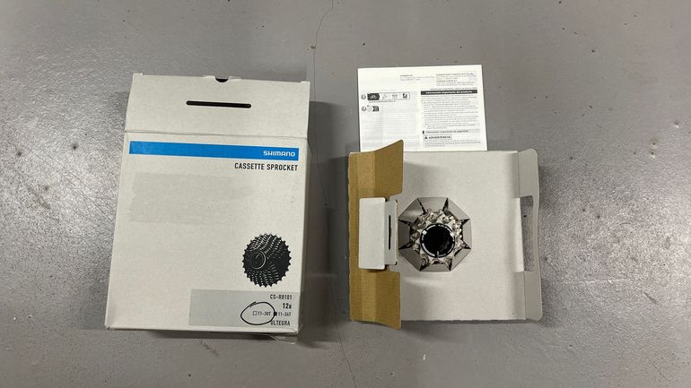 Shimano Ultegra R8101 11-30T 12-speed 2025 bike d'occasion — image 3 sur 3