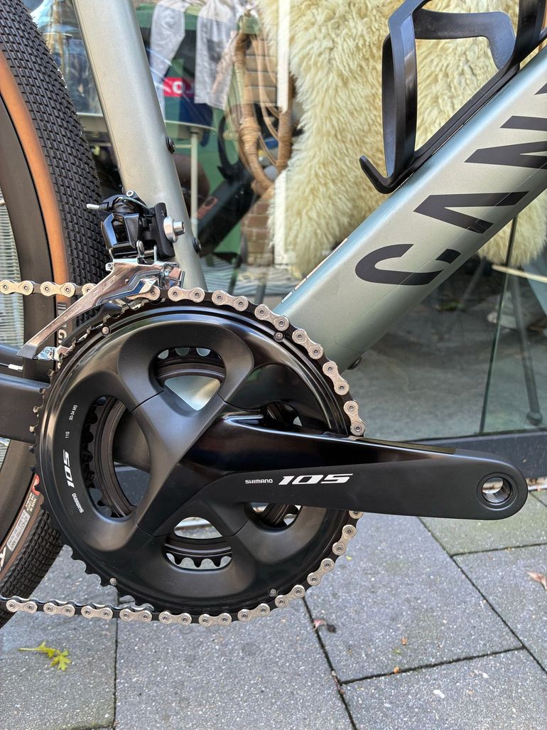 Tweedehands Shimano 105 R7020 11-speed 2025 bike — afbeelding 1 van 8