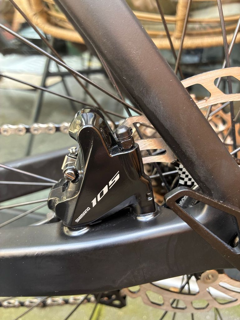 Tweedehands Shimano 105 R7020 11-speed 2025 bike — afbeelding 3 van 8