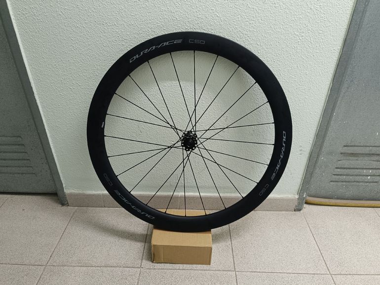 Used Shimano Dura-Ace R9270 C50 Disc bike — image 2 of 11