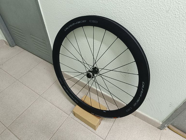 Used Shimano Dura-Ace R9270 C50 Disc bike — image 3 of 11