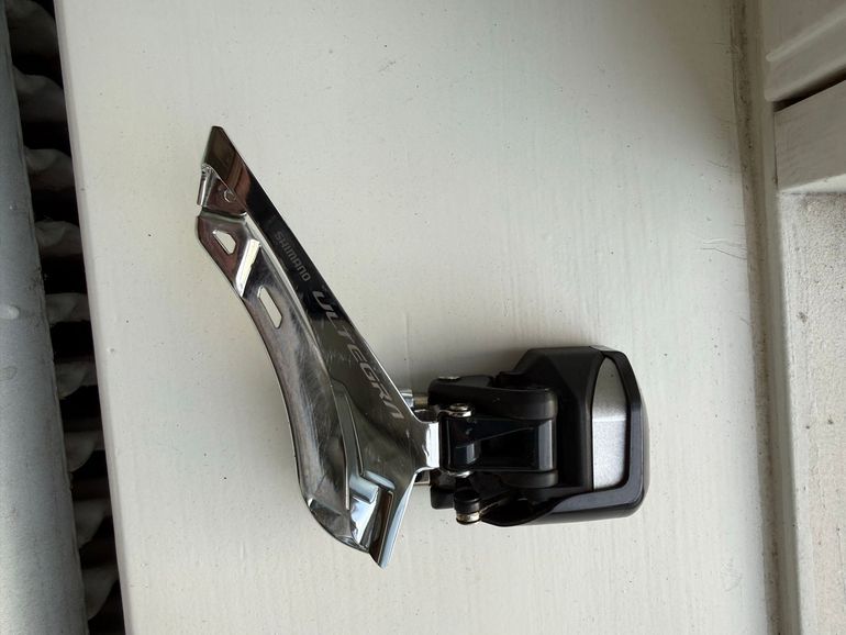Used Shimano Ultegra FD-R8050 Di2 2023 bike — image 15 of 17