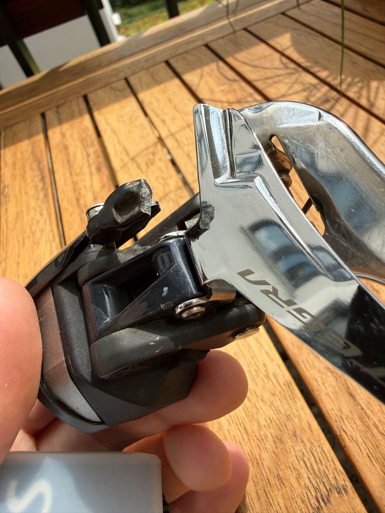 Used Shimano Ultegra FD-R8050 Di2 2023 bike — image 10 of 17