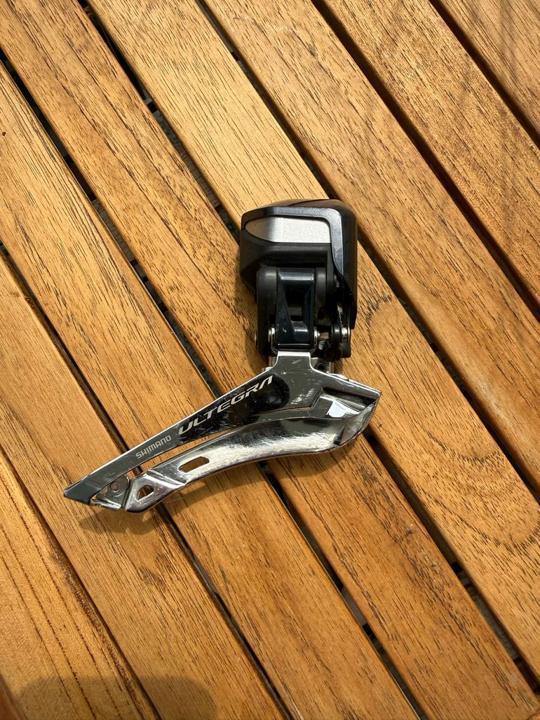 Used Shimano Ultegra FD-R8050 Di2 2023 bike — image 4 of 17