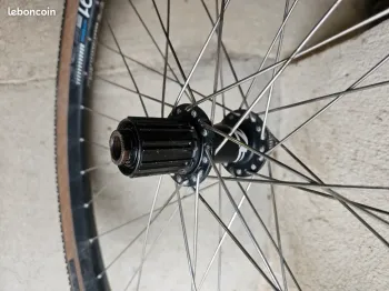 Used Dt Swiss Shimano XT DH-UR708-3D bike — image 5 of 8