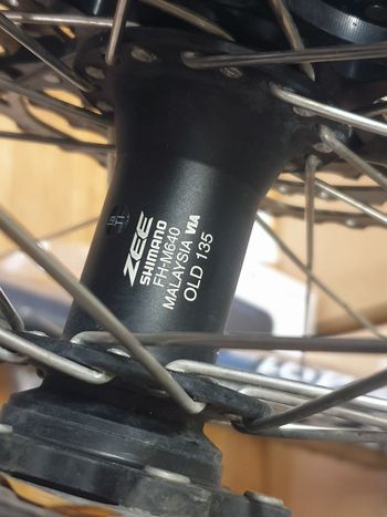 Brugt Dt Swiss Rear Wheel 27.5 / 650b Shimano bike — billede 2 af 6