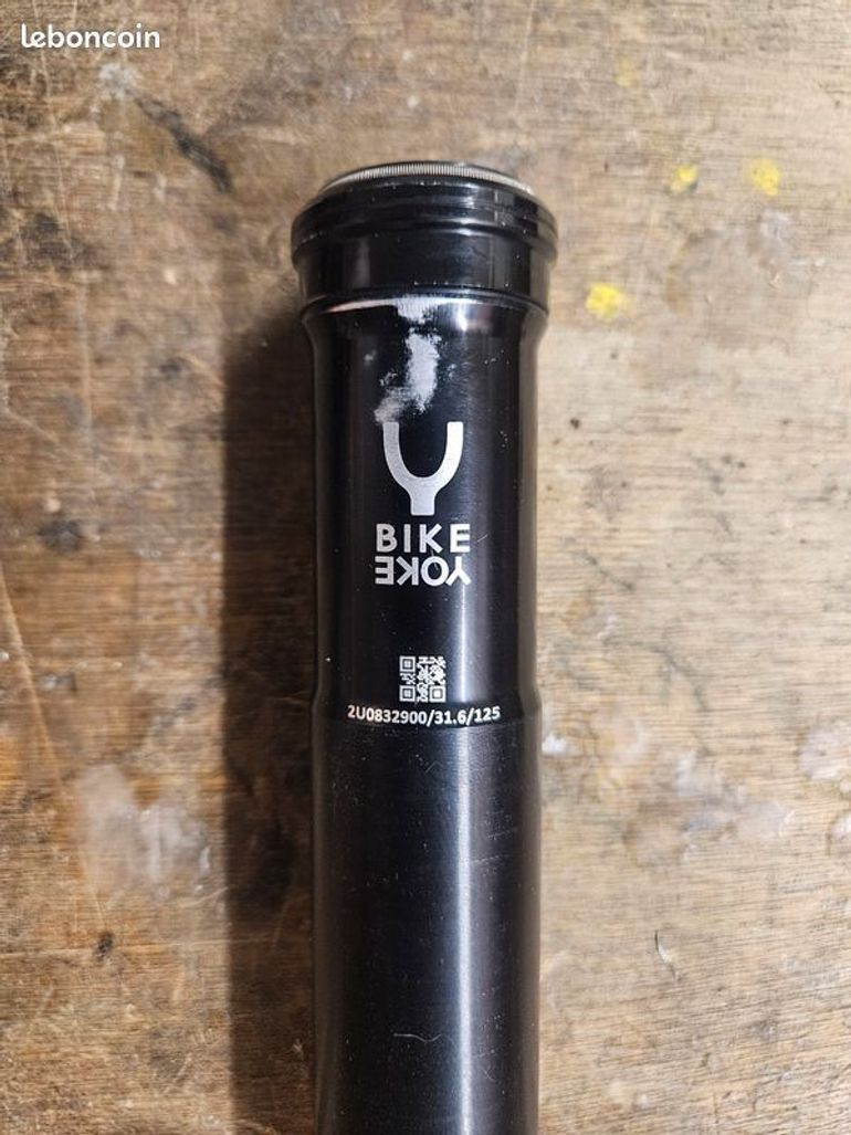 Used Bikeyoke Divine 125 mm Dropper Post 2023 bike — image 5 of 8
