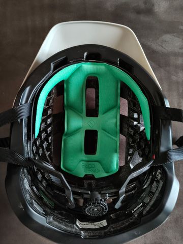 Used Lazer MTB Helmet 2023 bike — image 4 of 5