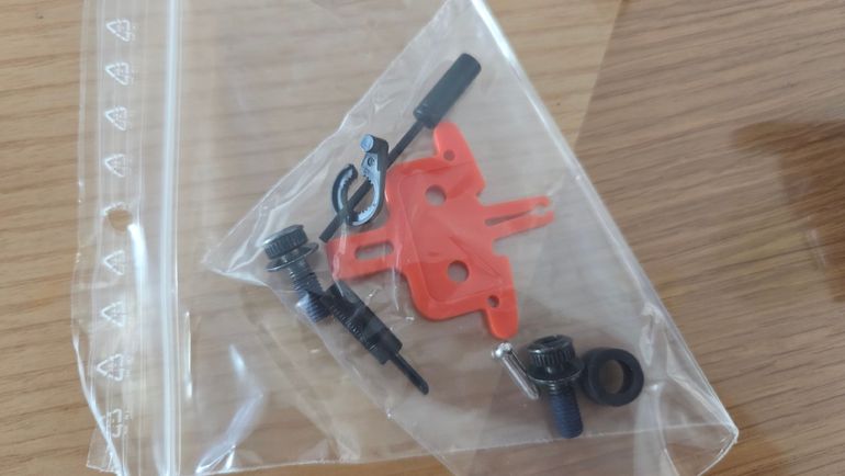 Tweedehands Shimano GRX 810 Levers & Hydraulic Brakes Pair bike — afbeelding 4 van 12