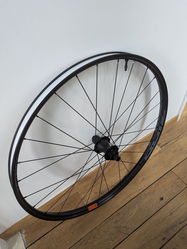 Zipp 101 XPLR Carbon HG Gravel Rear Wheel bike d'occasion — image 9 sur 12