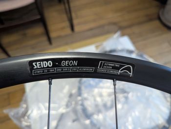 Used Seido Geon 650b 27.5 Wheels bike — image 5 of 9