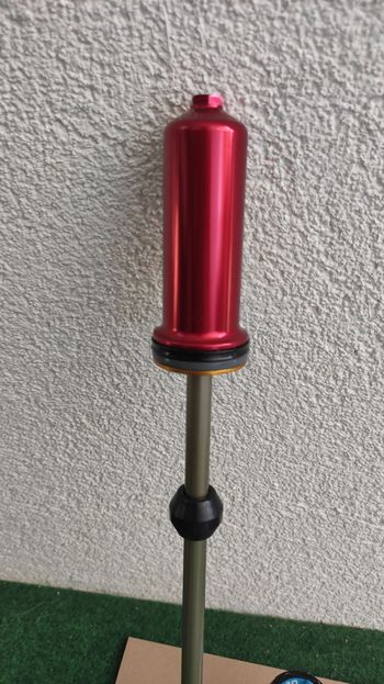 Fox 40 Float NA Air Shaft Assy + Topcap bike d'occasion — image 2 sur 5