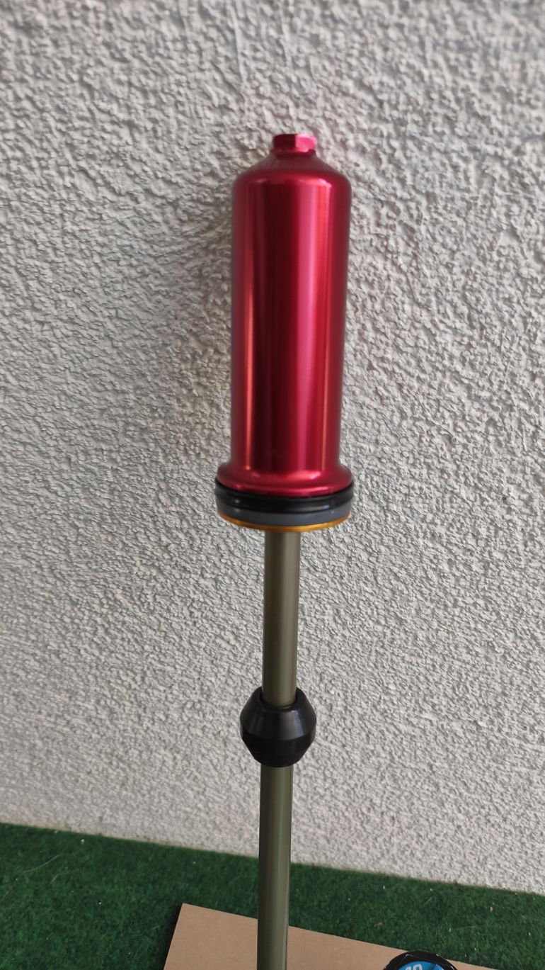 Fox 40 Float NA Air Shaft Assy + Topcap bike d'occasion — image 2 sur 5